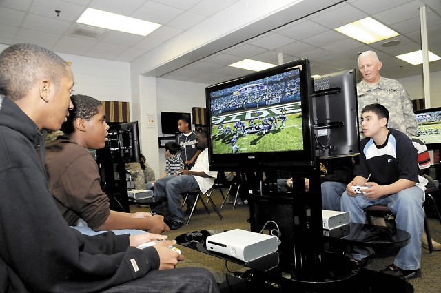Game Center Opens for Fort Lee Youth