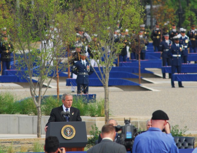 President dedicates Pentagon Memorial