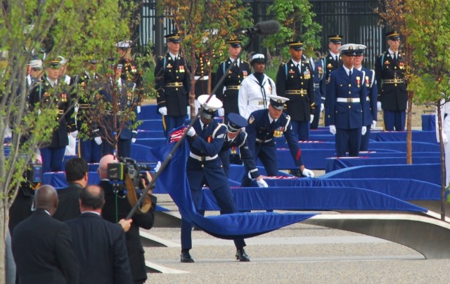President dedicates Pentagon Memorial