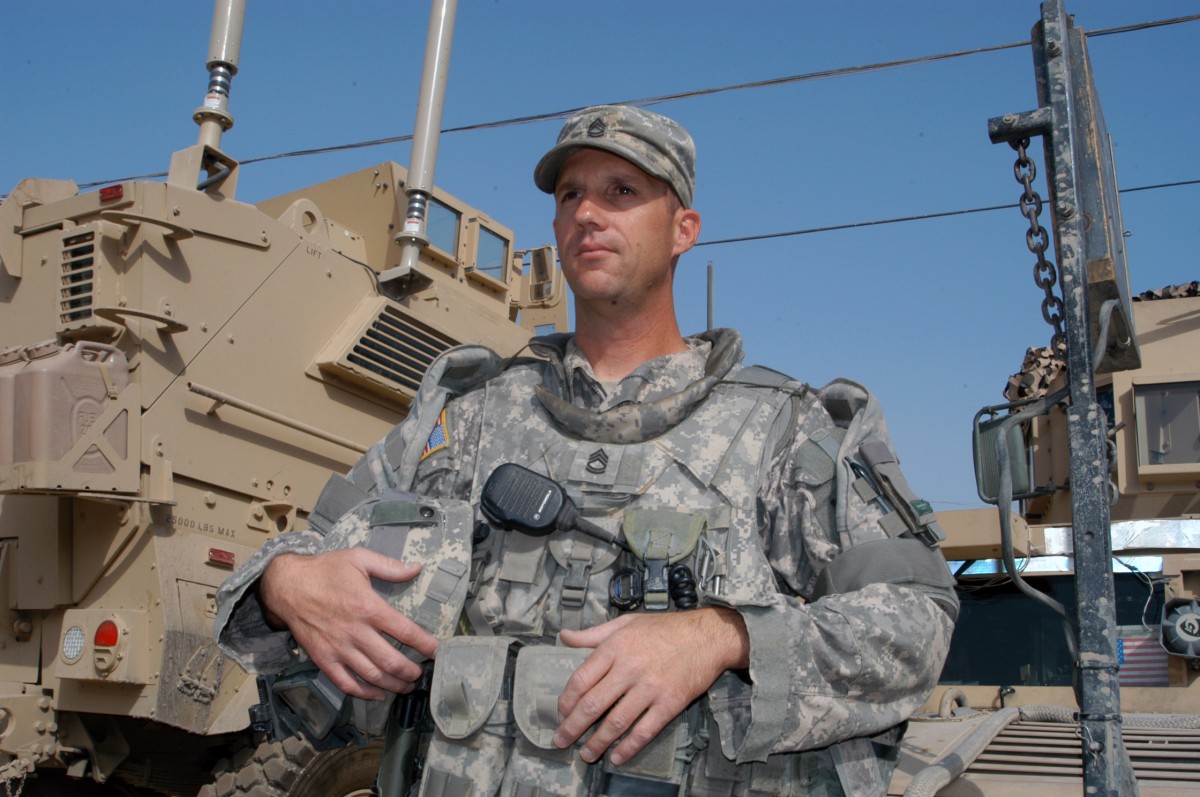 Distinguished Service Cross recipient chooses third Iraq deployment ...