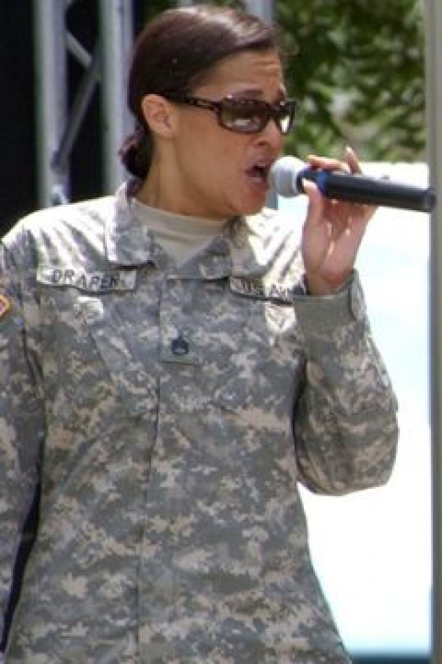1st Infantry Division home to 1st Army vocalist