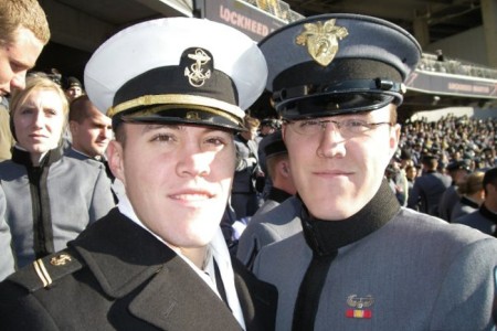 Brothers in Arms: Close siblings on opposing end of Army-Navy rivalry, Article