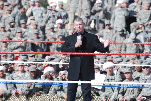 WWE pays &#039;Tribute to Troops&#039;