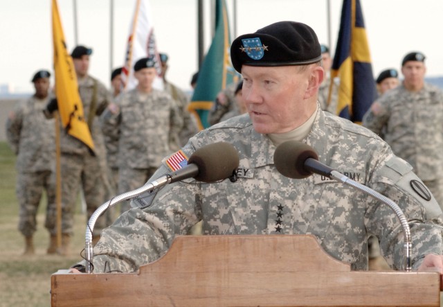Army farewells Wallace team as TRADOC transitions command