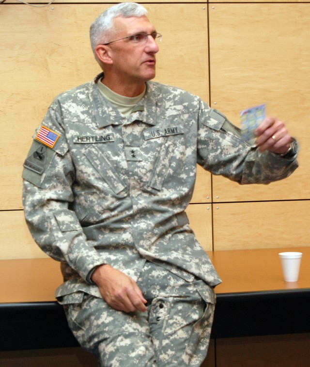 Community, families welcome members of 1st Armored Division home from Iraq