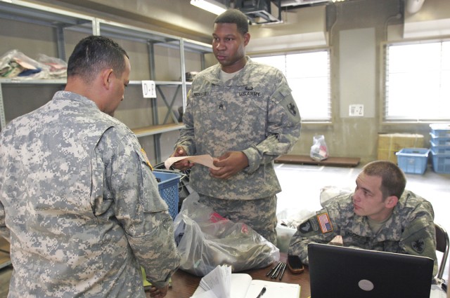 Logistics Task Force 35 Soldiers at Yama Sakura