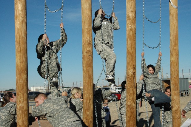 Fort Bliss Soldiers climb ladders