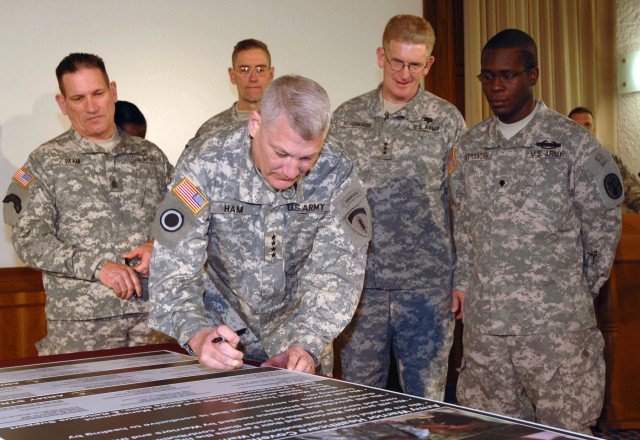 Army leaders sign Warrior Healthcare Covenant in Heidelberg