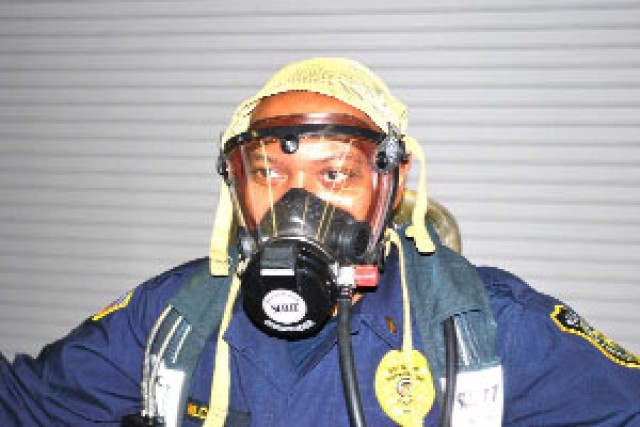 DES firefighters, police host hazardous material training