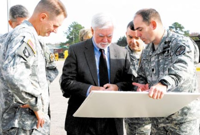 Undersecretary Ford Visits Hunter