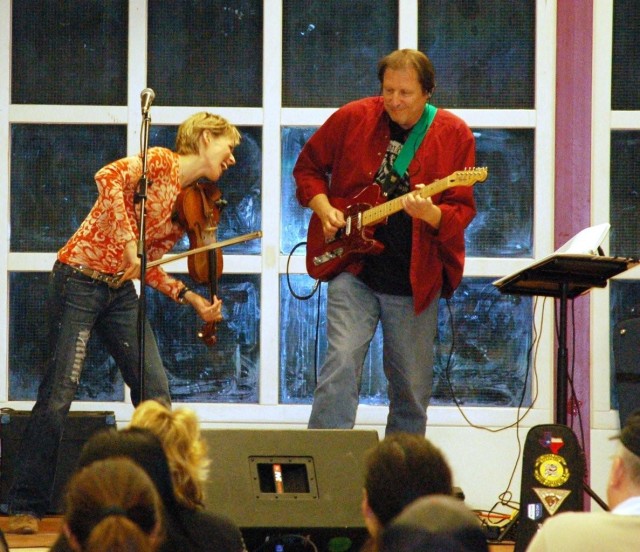 Sizzlin' strings!
