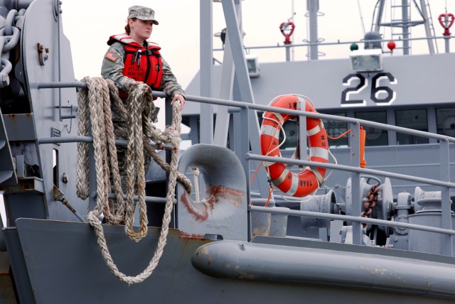 AMSA 128, 824th Transportation Company work together to complete mission