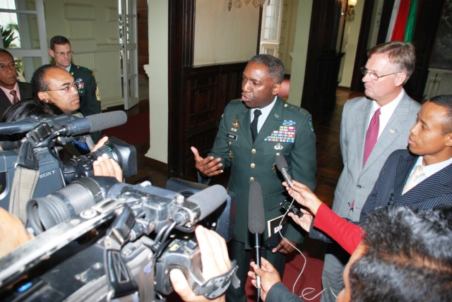 Commander of U.S. Africa Command makes first official visit to Madagascar