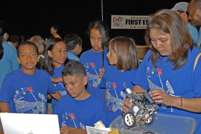 Shafter Elementary first in innovation at state robotics competition