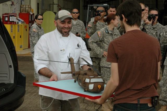&quot;Ace of Cakes&quot; Creates Spectacular Cake for U.S. Army, Hawaii