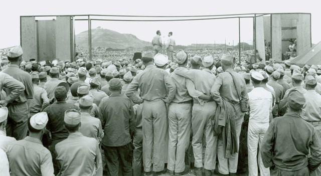 Bob Hope&#039;s Service to the Troops