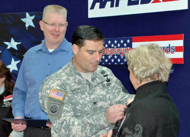AAFES honors its civilians for support of service members in Global War on Terror