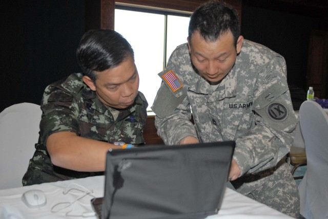 9th MSC Soldiers work with coalition partners during Cobra Gold