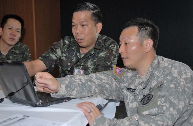 9th MSC Soldiers work with coalition partners during Cobra Gold