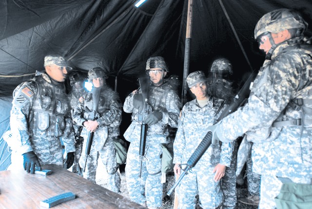 Knighthawk Stakes Train Soldiers Article The United States Army
