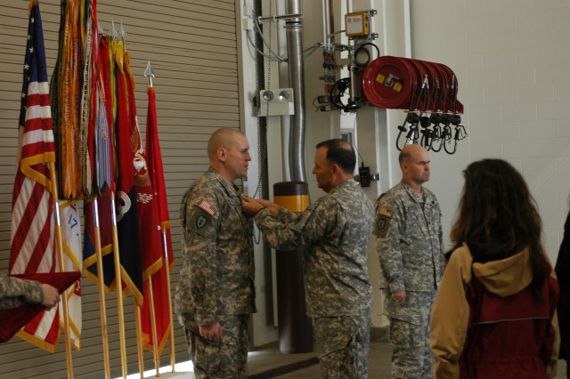 Artillery chief awarded Purple Heart