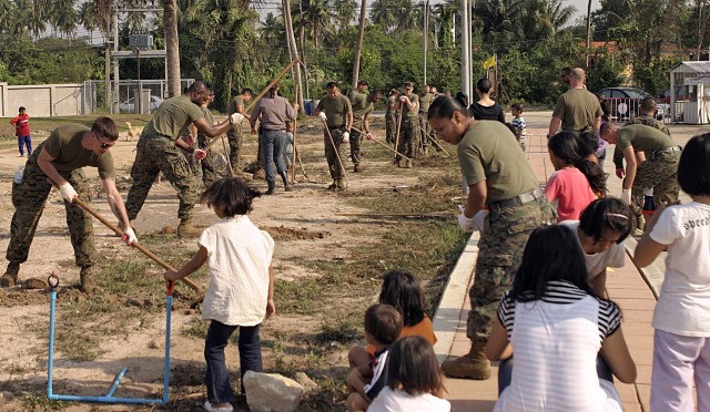 Marines reach out to Pattaya orphanage during Exercise Cobra Gold 2009