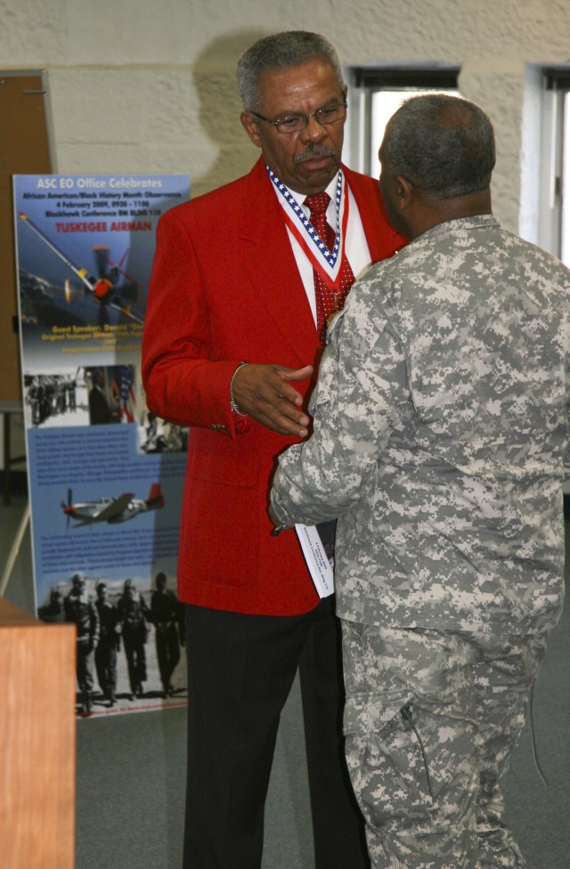 Tuskegee Airman reflects on history of African-Americans in the Army