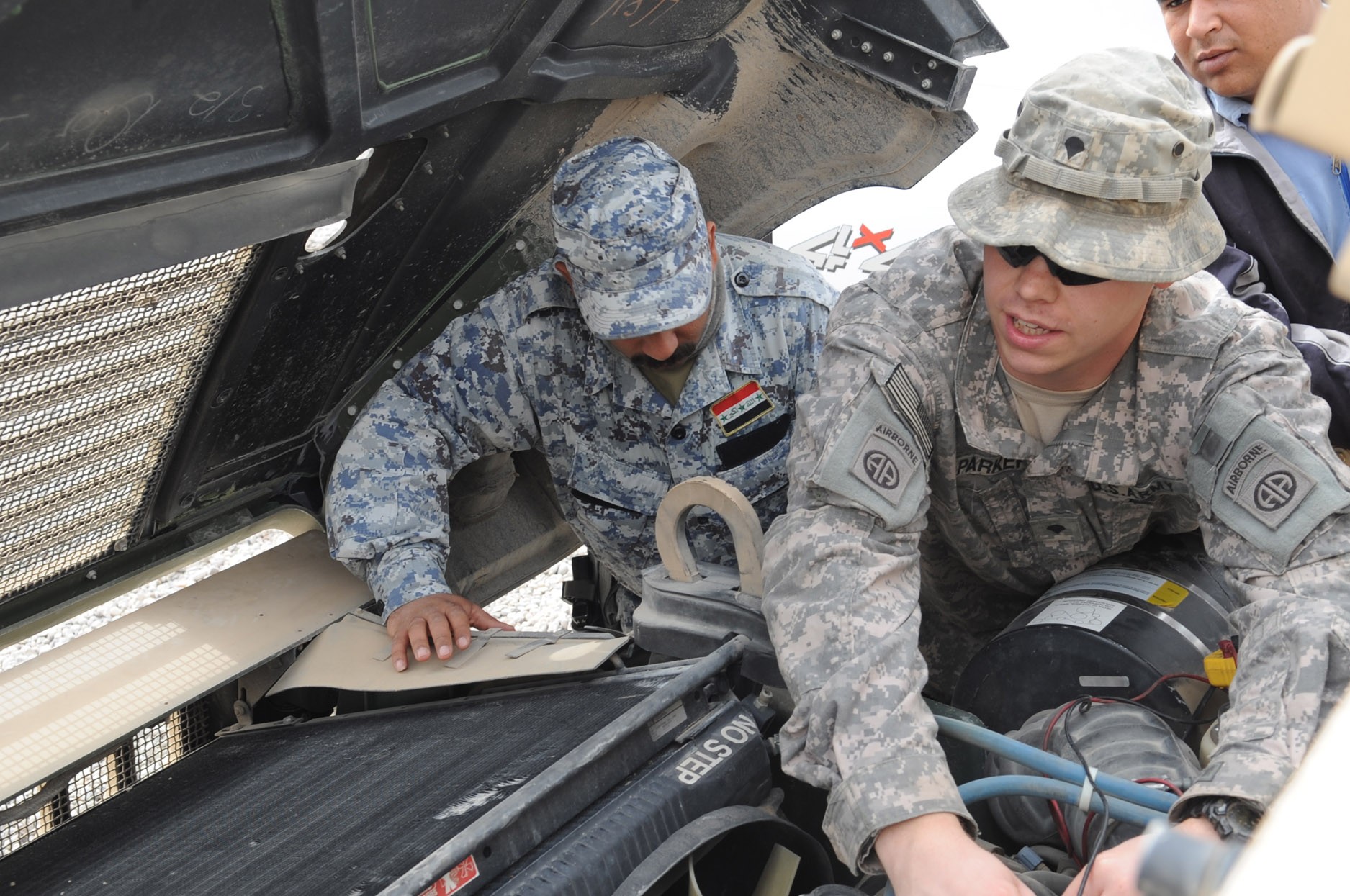 Paratroopers train NP mechanics on vehicle maintenance | Article | The ...