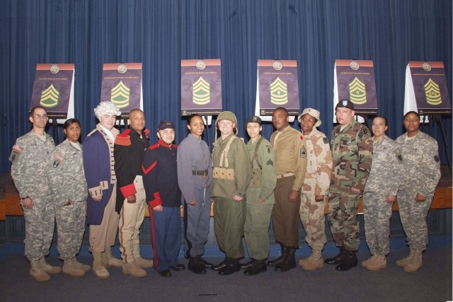 Army Uniforms from then &#039;till now.