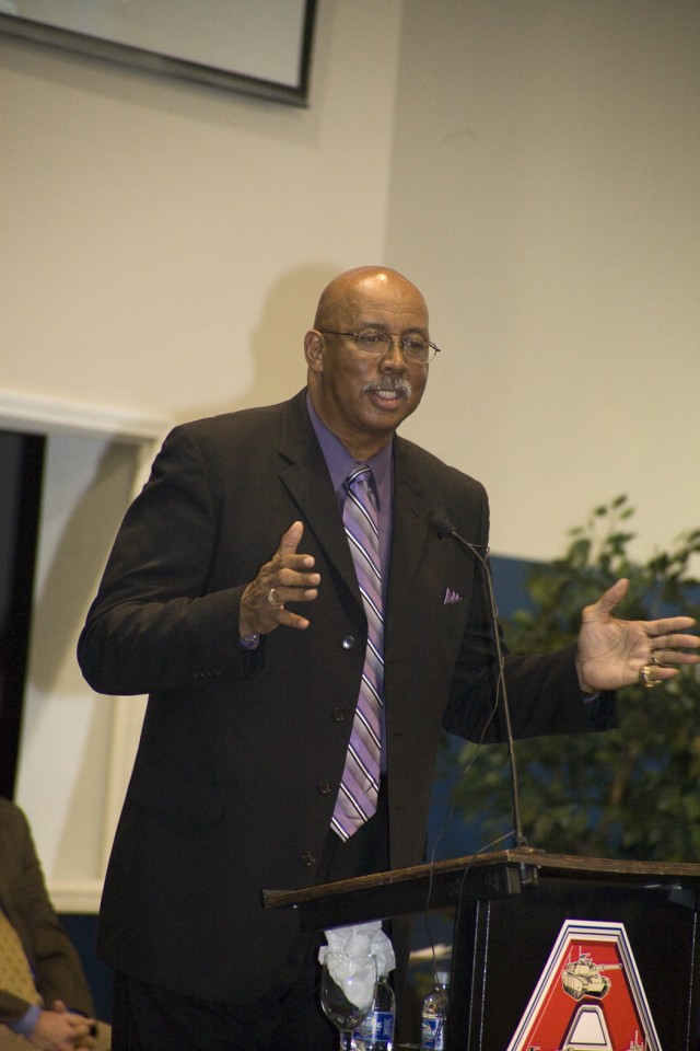 Shed speaks at Anniston Army Depot
