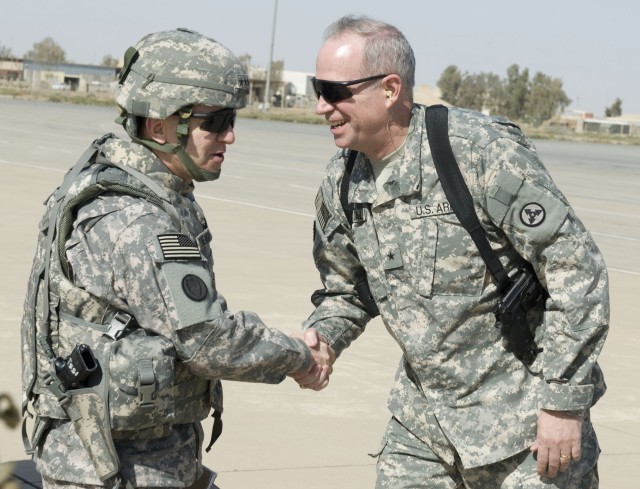 U.S. Army Deputy Chief of Staff G-4 visits Sustainers in Iraq 