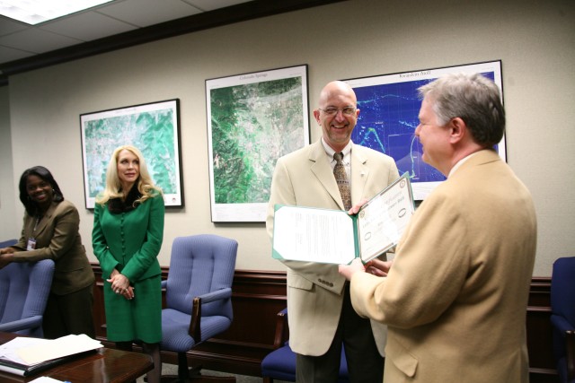 SMDC/ARSTRAT employees receive Lean Six Sigma green belt