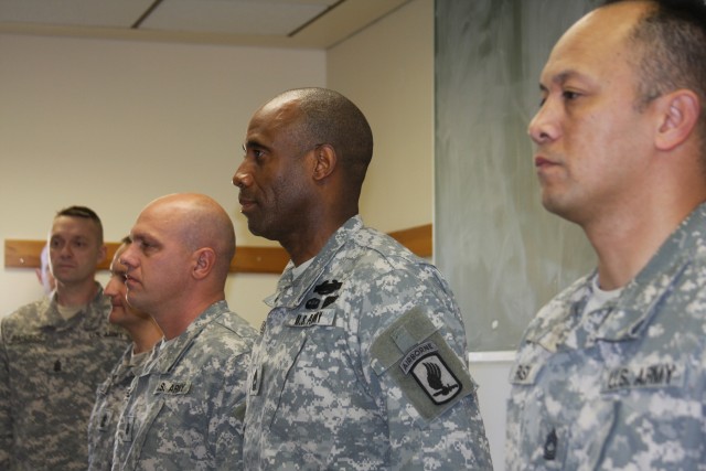 Army puts the stars on two of Schweinfurt&#039;s top NCOs