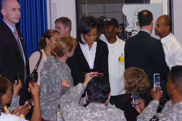 First Lady visits Fort Bragg