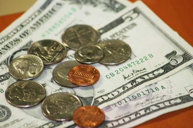 Financial experts, regulators bring information to Army audiences
