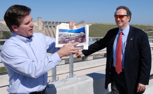 Representative Lungren tours Folsom Bridge