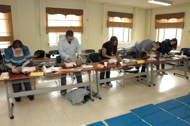 Soldiers and Civilians train on Casey for CPR and first aid certification