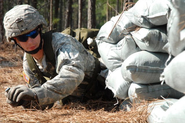 DOWN AND DIRTY: Infantrymen show &#039;true blue&#039; form