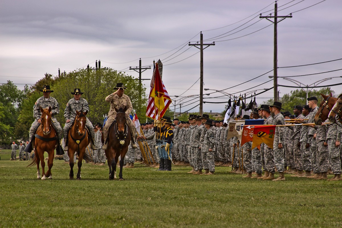 1st Air Cav cases colors for upcoming deployment | Article | The United ...