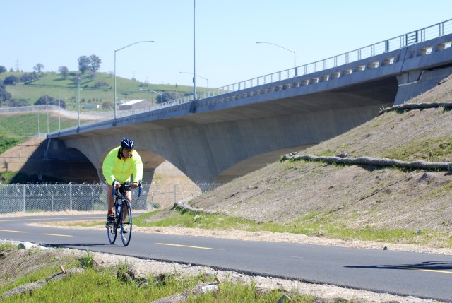 Folsom cheers new bridge