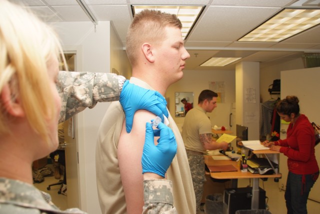 Fort Carson SRC ensures Soldiers medically, mentally fit for duty