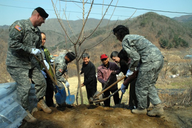 Casey and Kolsandong celebrate Arbor Day