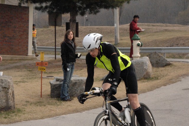 Soldiers and Civilians clock fast times in Duathlon