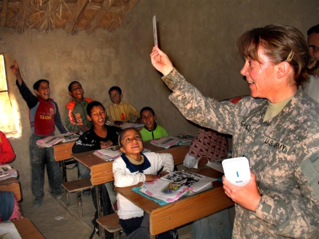 Sustainers&#039; &quot;Read Iraq&quot; Program Continues to Bring Laughter and Education to Local Iraqi Schools