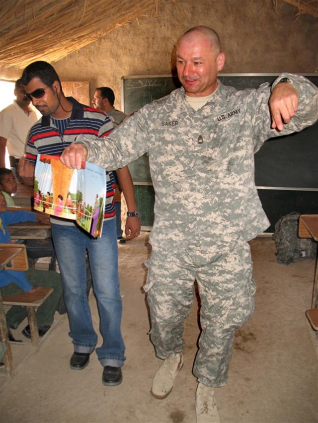 Sustainers&#039; &quot;Read Iraq&quot; Program Continues to Bring Laughter and Education to Local Iraqi Schools