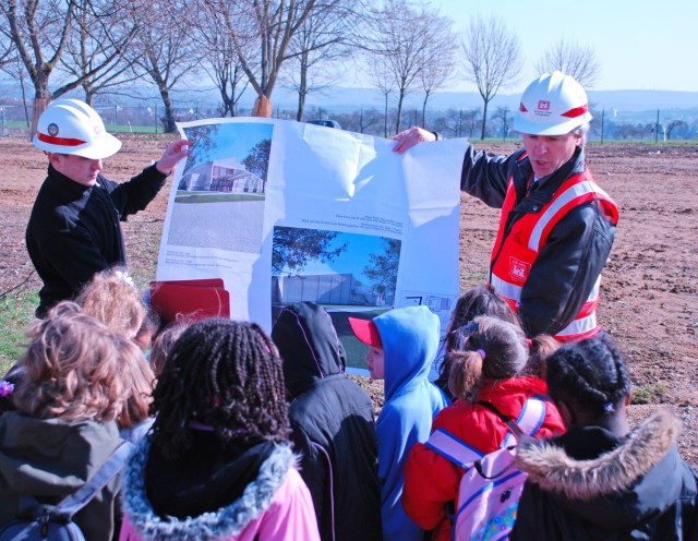 Transformation update: Youths get inside look at Wiesbaden construction projects
