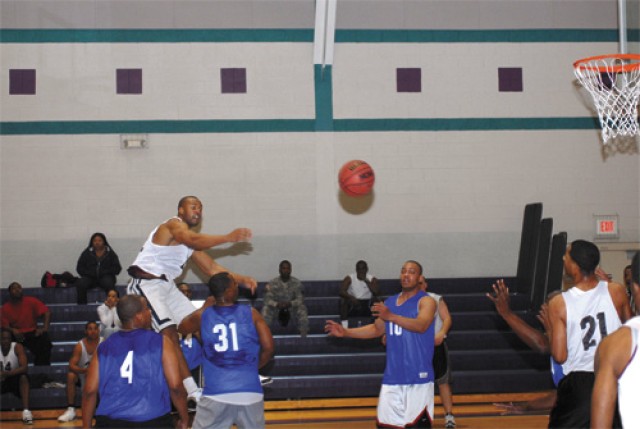 510th HRC outlasts 611th SOC to capture intramural basketball championship