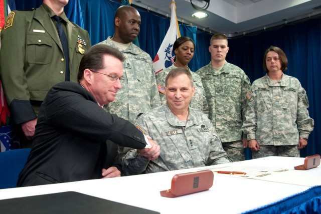 U.S. Army Reserve, Customs and Border Protection Launch Jobs Partnership 