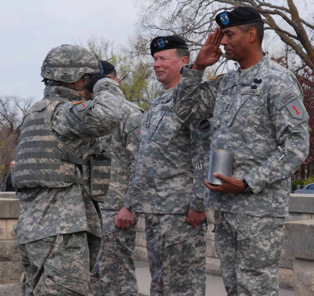 Former Big Red One officer assumes control of division
