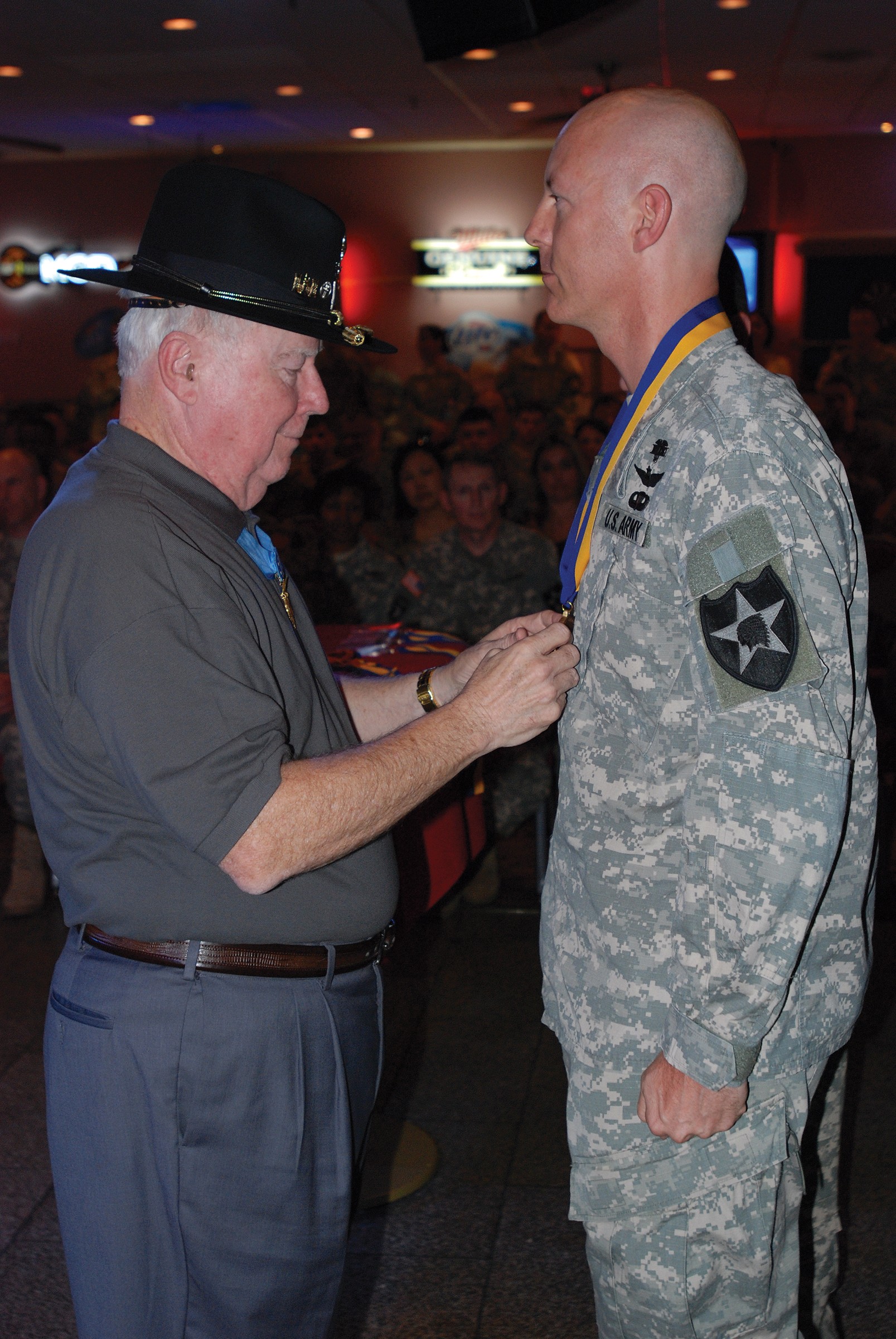 Medal Of Honor Recipient Speaks With 2nd CAB Pilots | Article | The ...